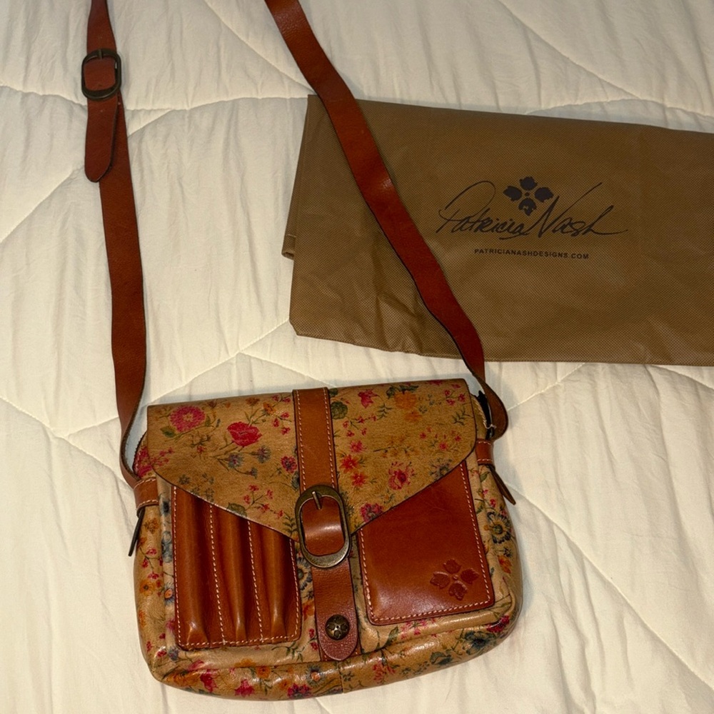 Patricia Nash Floral Tan and Brown Crossbody Bag